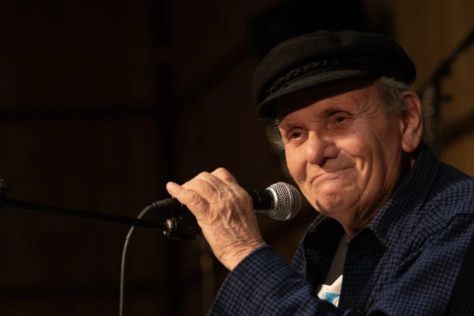 Nick Gravenites at mic